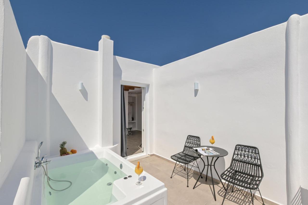 Blue Sky Aparthotel Naxos City ภายนอก รูปภาพ