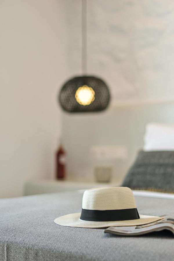Blue Sky Aparthotel Naxos City ภายนอก รูปภาพ