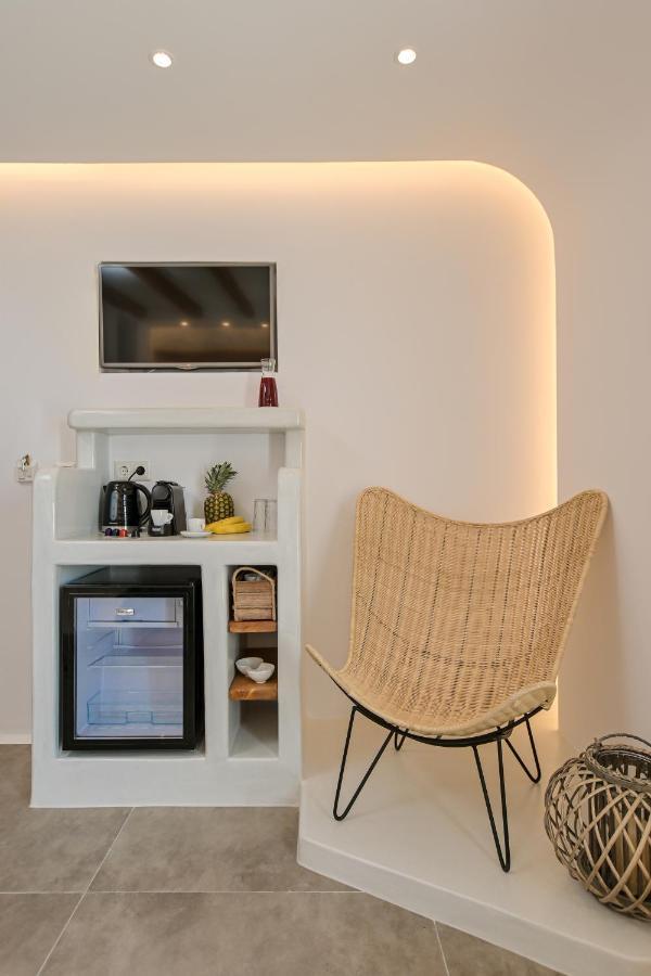 Blue Sky Aparthotel Naxos City ภายนอก รูปภาพ