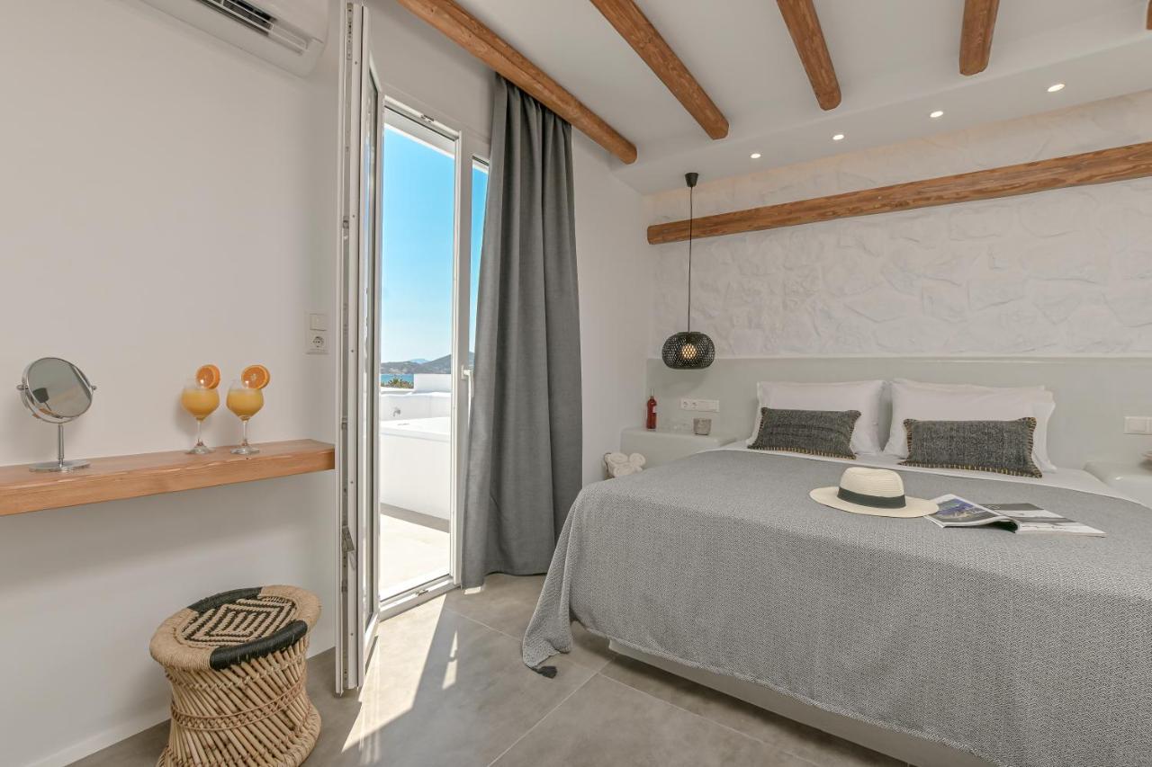 Blue Sky Aparthotel Naxos City ภายนอก รูปภาพ