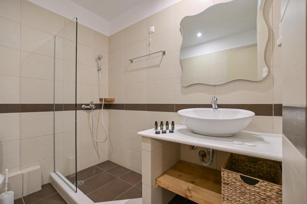 Blue Sky Aparthotel Naxos City ภายนอก รูปภาพ