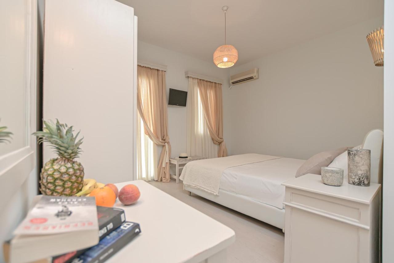 Blue Sky Aparthotel Naxos City ภายนอก รูปภาพ