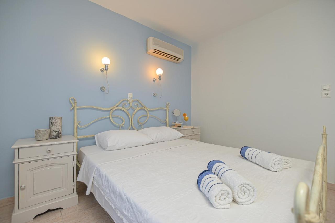 Blue Sky Aparthotel Naxos City ภายนอก รูปภาพ