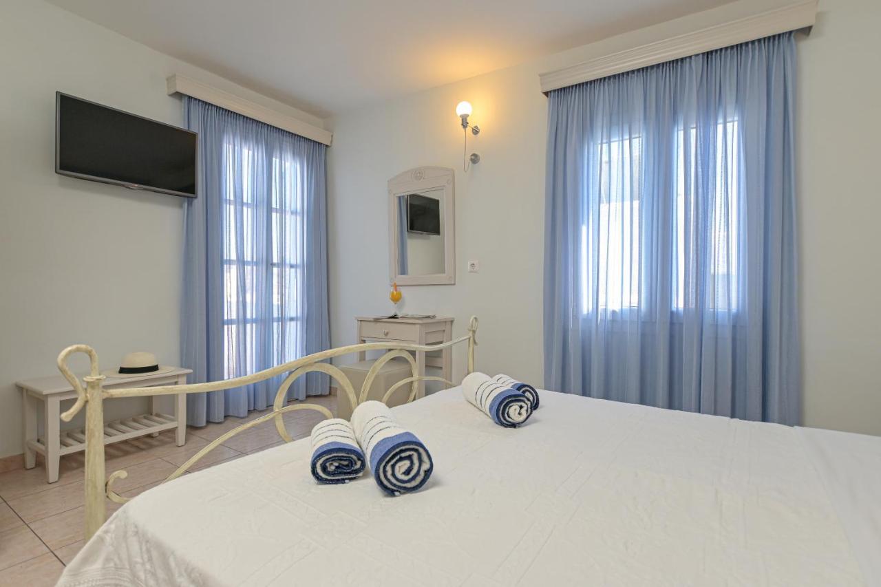 Blue Sky Aparthotel Naxos City ภายนอก รูปภาพ